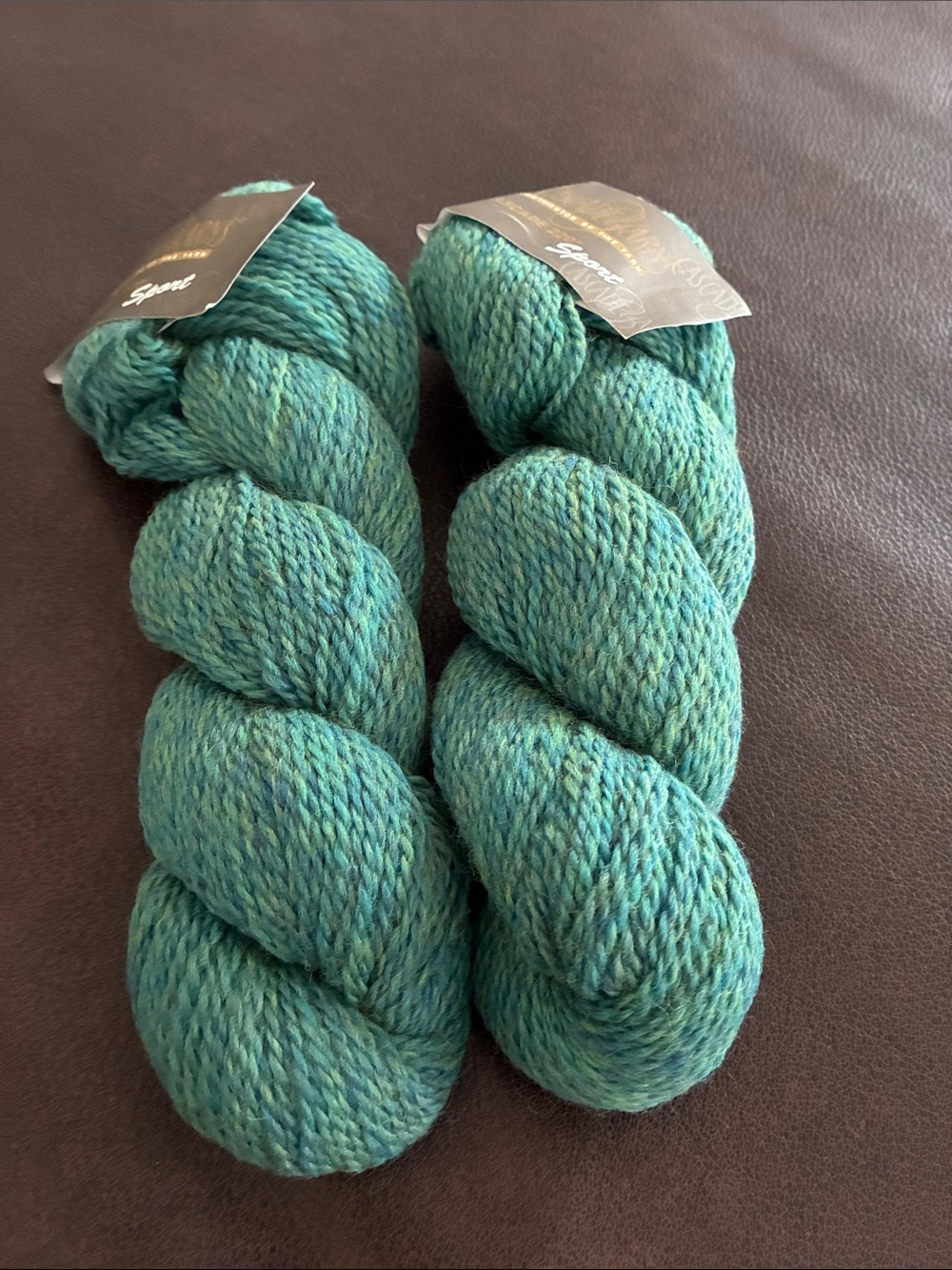 Cascade Yarns 100% Peruvian Highland Wool Blend Yarn 2 Skeins